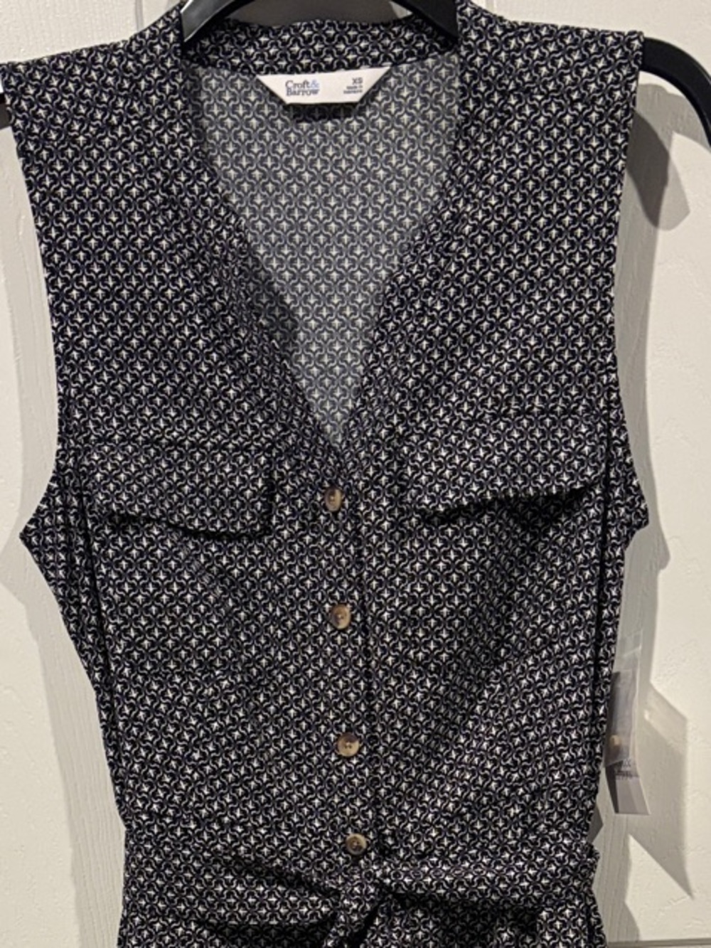 Black & White Sleeveless Printed Button-Front Shirt Dress